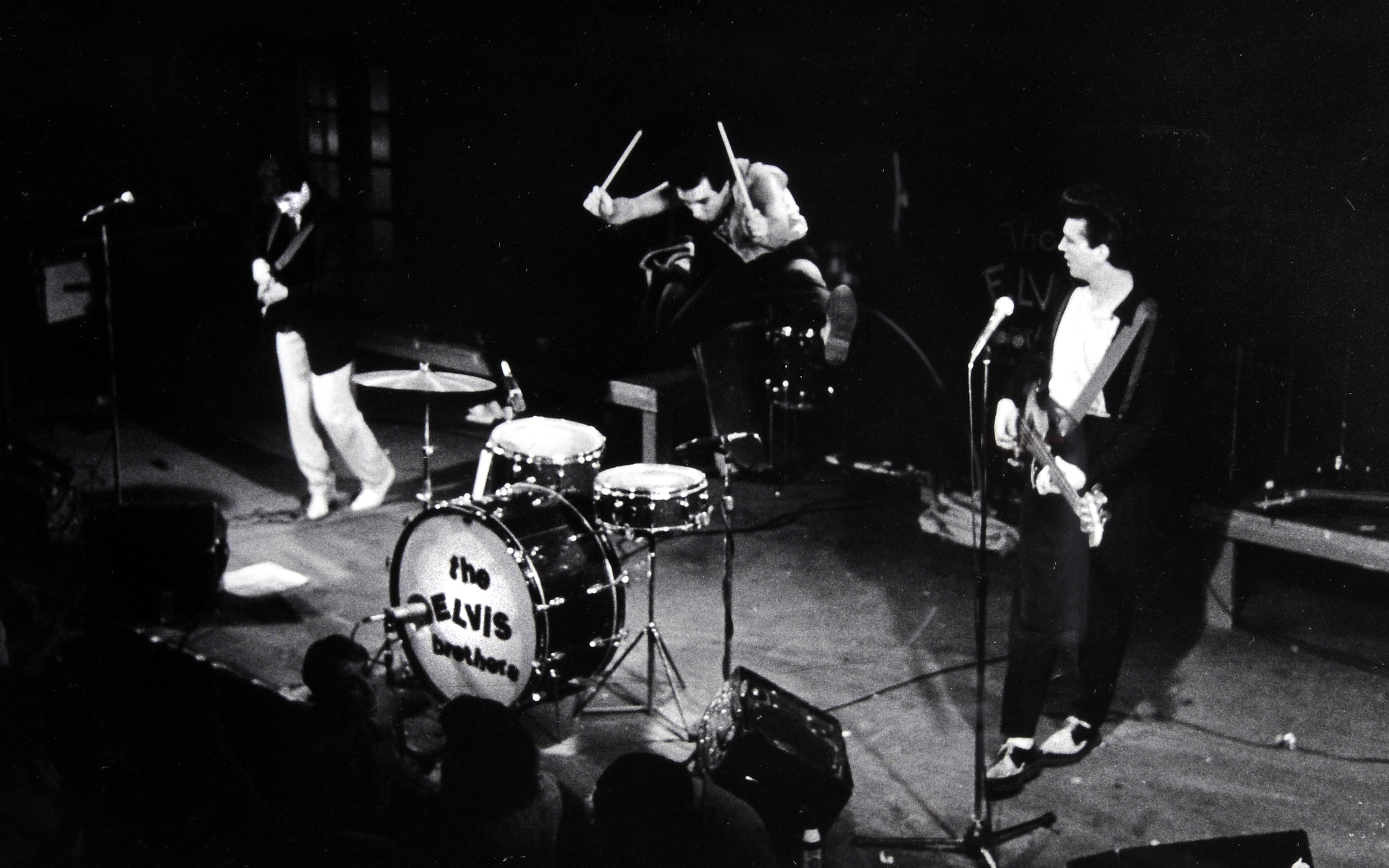 The Elvis Brothers Movin' Up CDロカビリー mqdefault.jpg