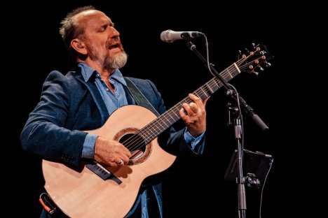 Colin Hay @ Lincoln Theatre - 10/21/2017 — ChunkyGlasses
